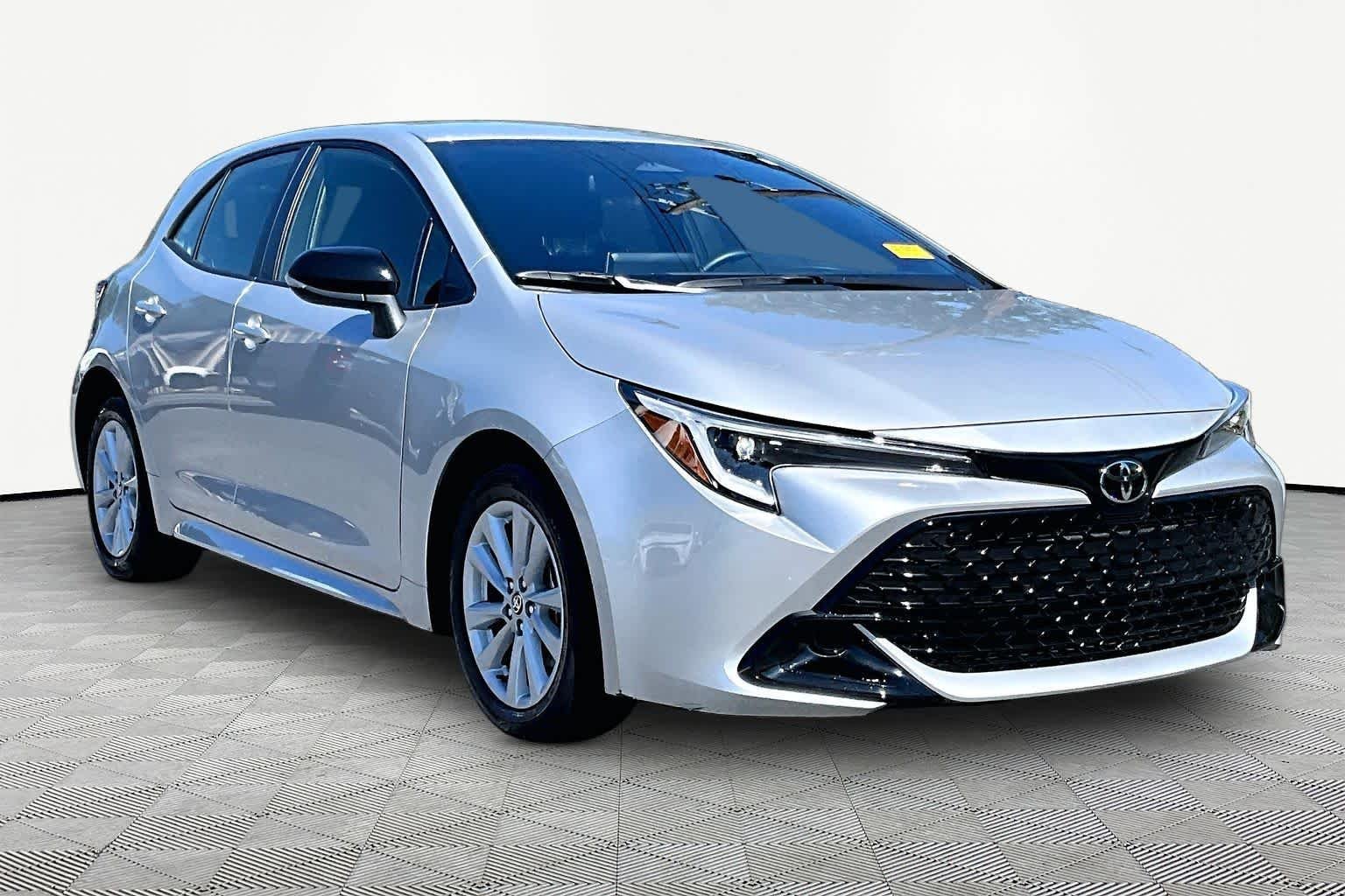 Used 2026 Classic Silver Metallic Toyota SE image 3