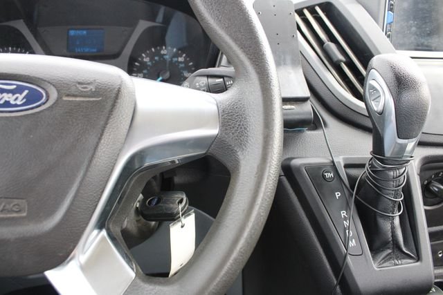 Used 2018 Oxford White Ford Base image 13