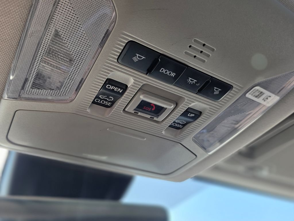 2022 Toyota RAV4 Limited - Photo 29