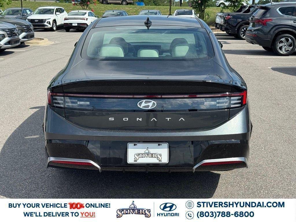 New 2026 Gray Hyundai SEL Sport image 12