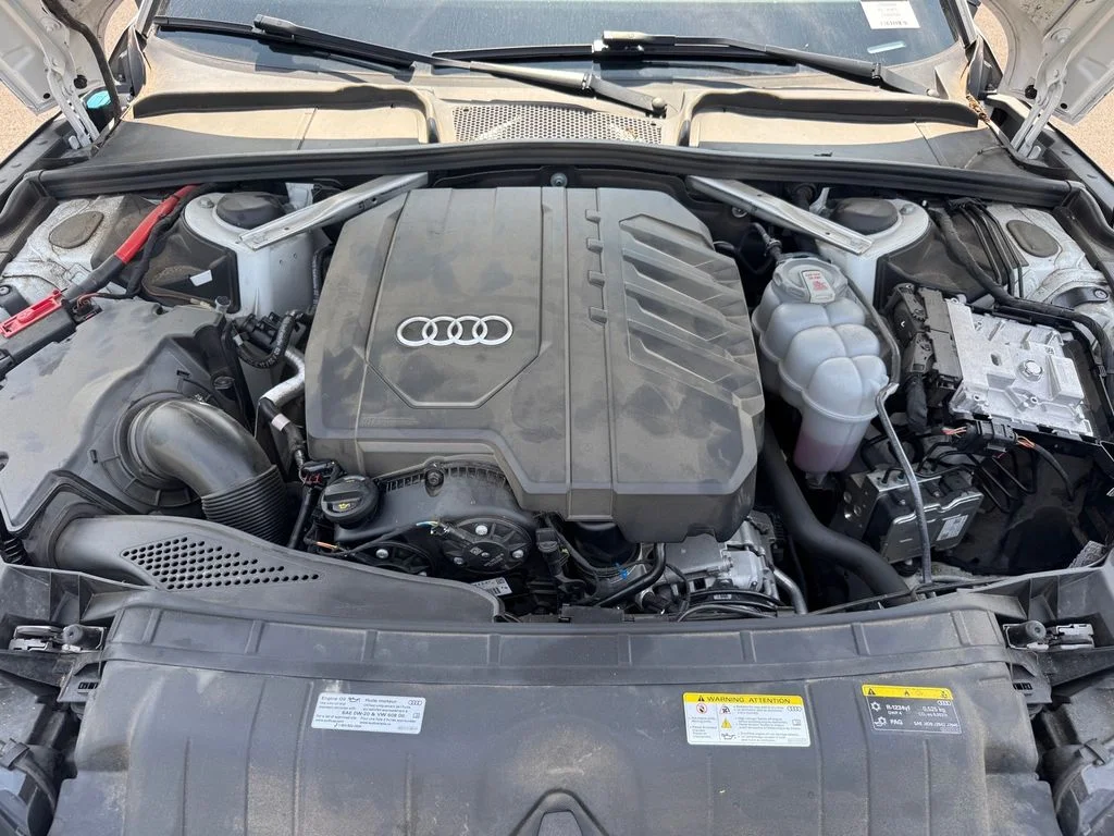 Used 2025  Audi 45 S line Premium image 18