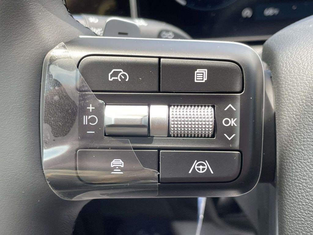 New 2026 White Hyundai Limited FWD image 22