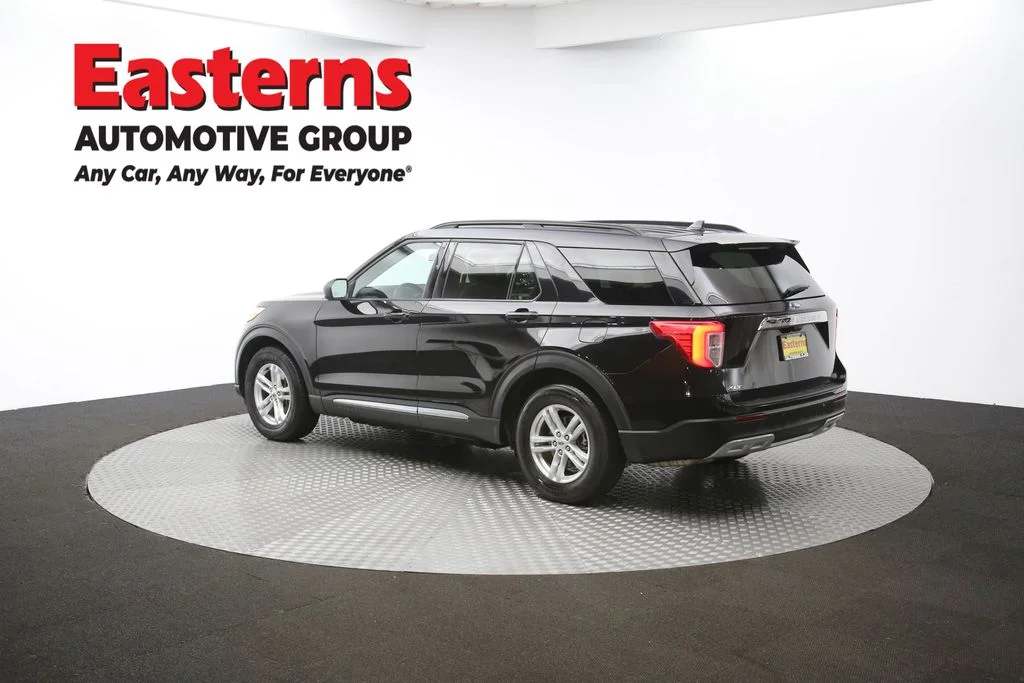 Used 2023 Black Ford XLT image 63