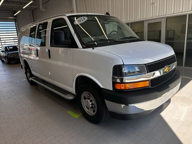 2024 Chevrolet Express Cargo