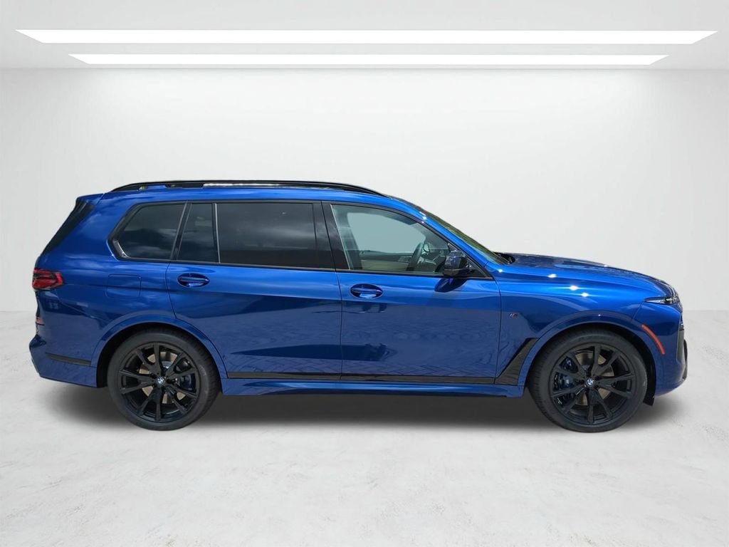 New 2027 BMW X7 M60i 4D Sport Utility in Naples #B27085 | Germain