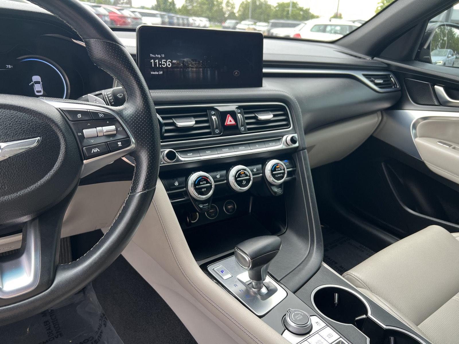 2023 GENESIS G70 Standard - Photo 36