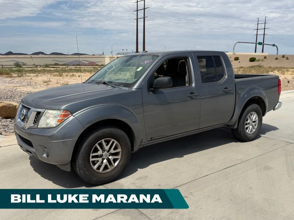 Used 2018 Gray Nissan SV image 1