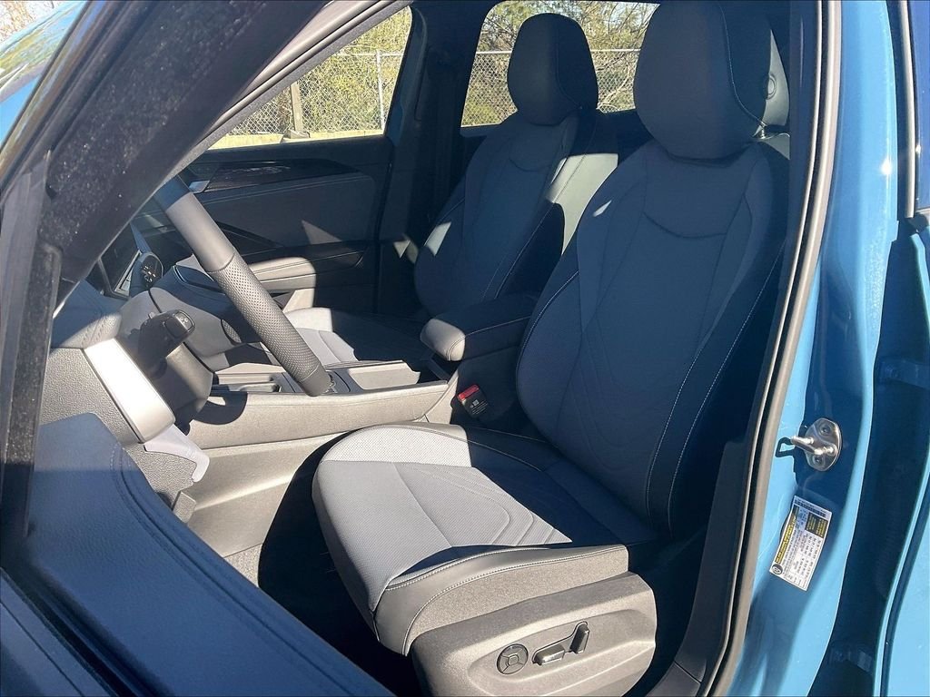 2026 Volkswagen Tiguan SE R-LINE BLACK - Photo 11