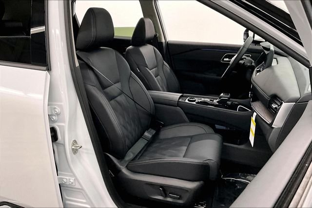 2025 Nissan Rogue Platinum - Photo 37