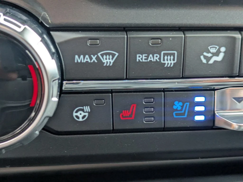 New 2026 Marsh Gray Ford Lariat image 25