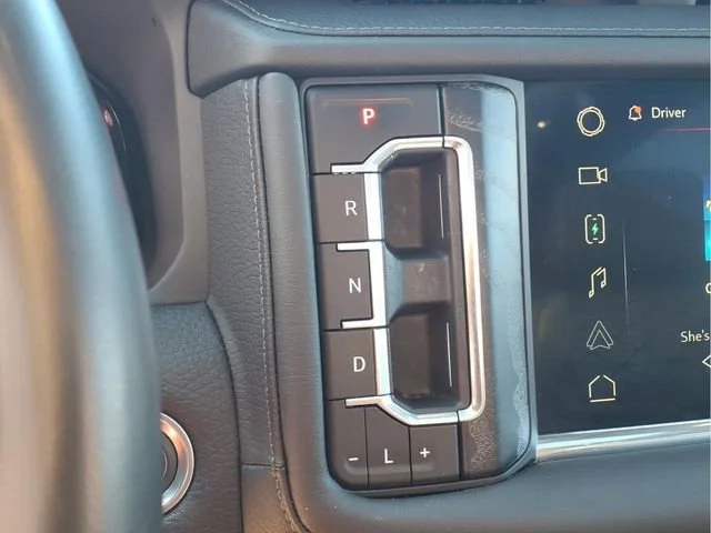 Used 2024 Onyx Black GMC Denali image 11