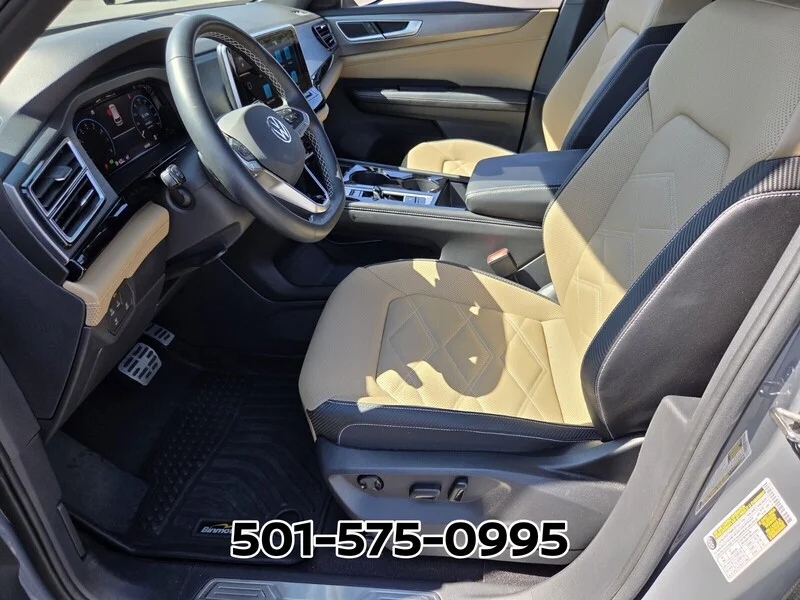 Used 2024 Pure Gray Volkswagen 2.0T SE W/TECHNOLOGY FWD image 10