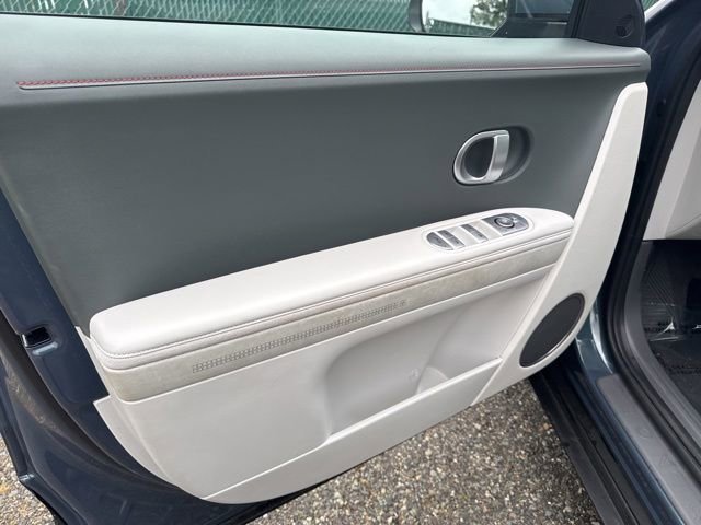 Used 2023 Digital Teal Hyundai SEL image 17