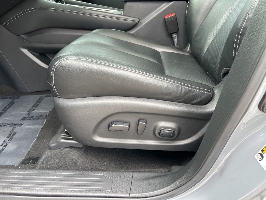 Used 2024 Gray Nissan SL image 17