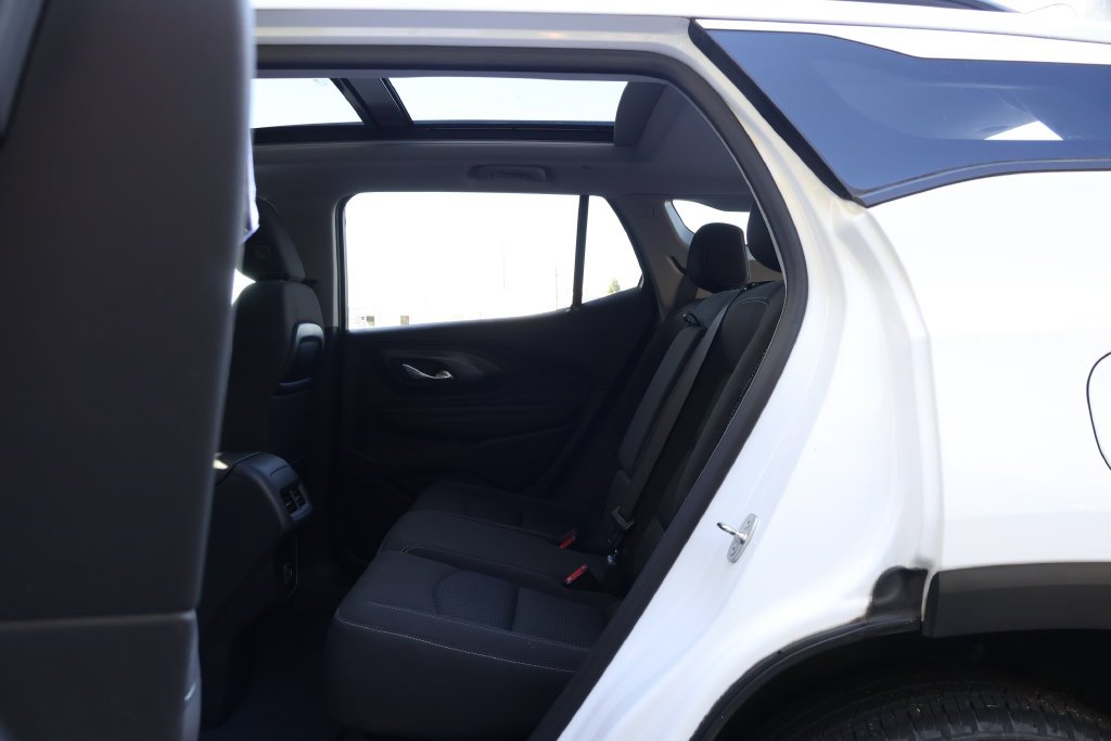 2023 GMC Terrain SLE - Photo 43