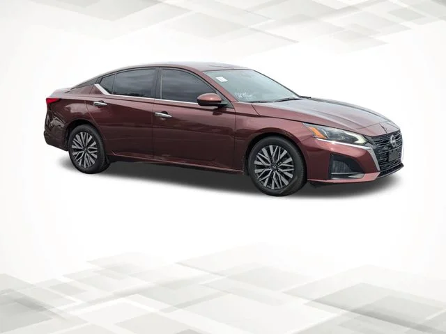 Used 2023 Nissan Altima SV with VIN 1N4BL4DV7PN373360 for sale in Bogart, GA