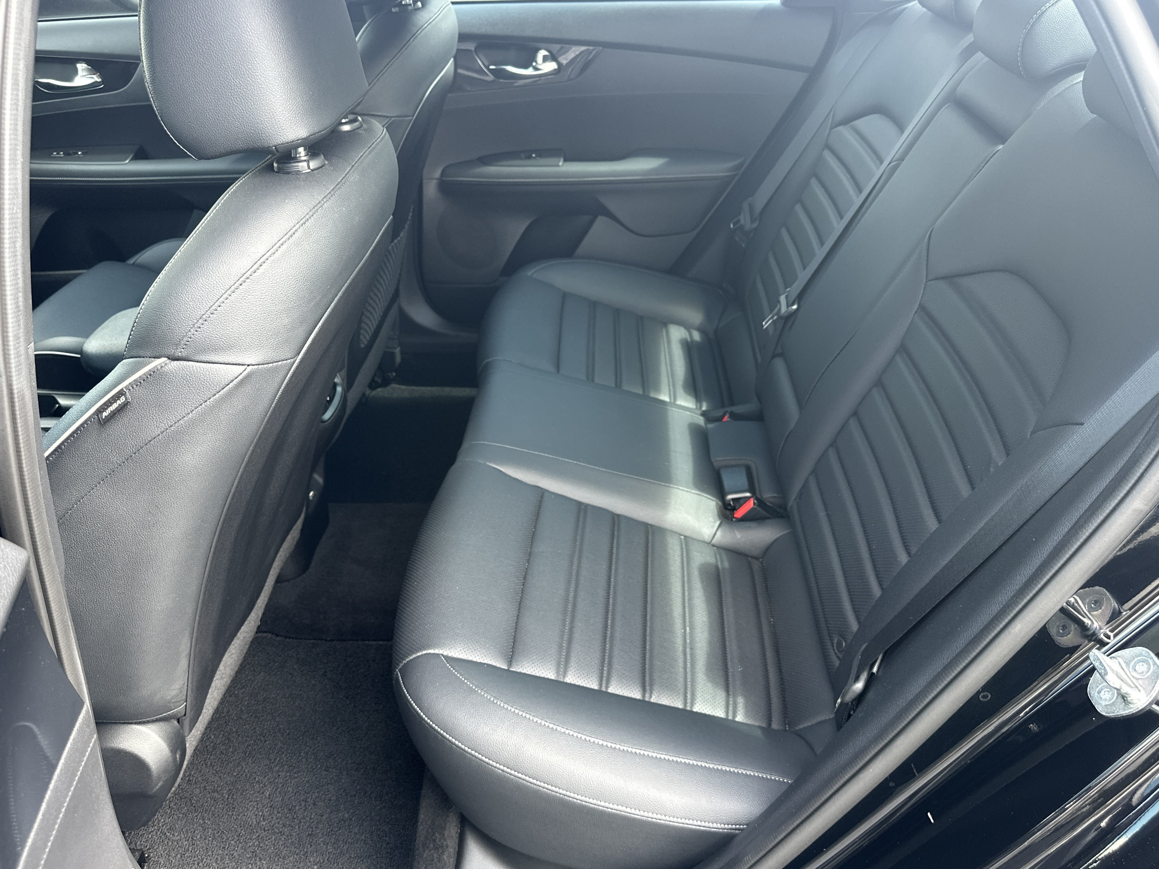 Used 2023 Aurora Black Kia GT-Line image 20