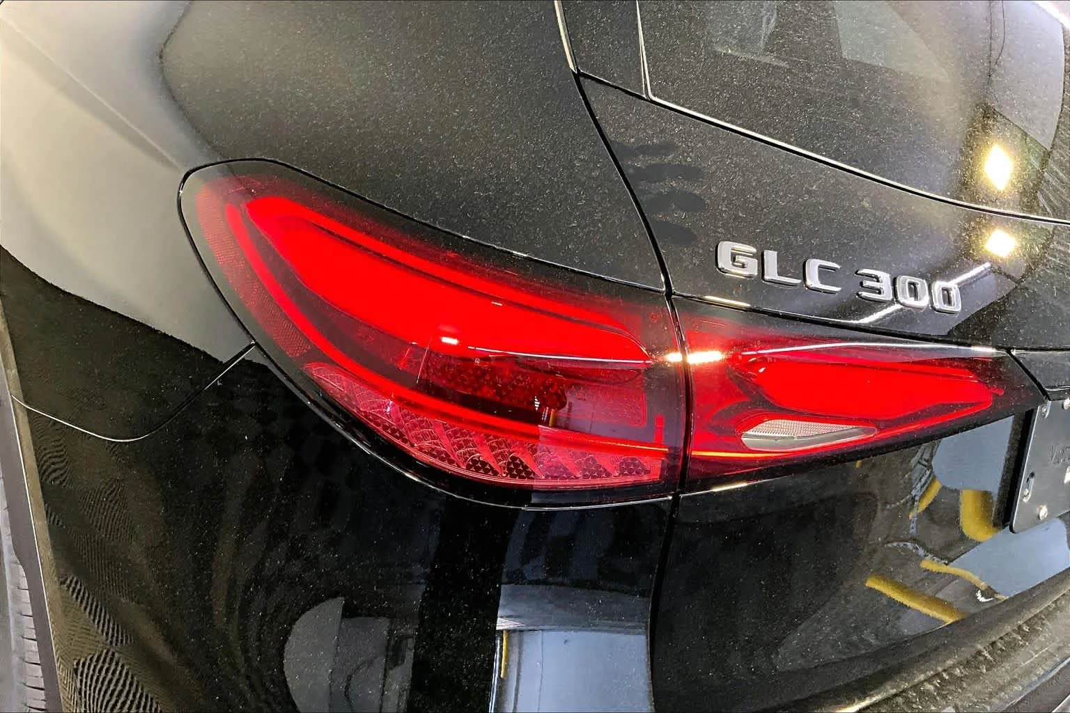 New 2026 Black Mercedes-Benz GLC 300 image 5