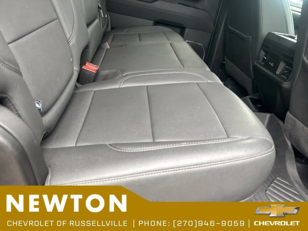 Used 2025 Black Chevrolet LT image 25