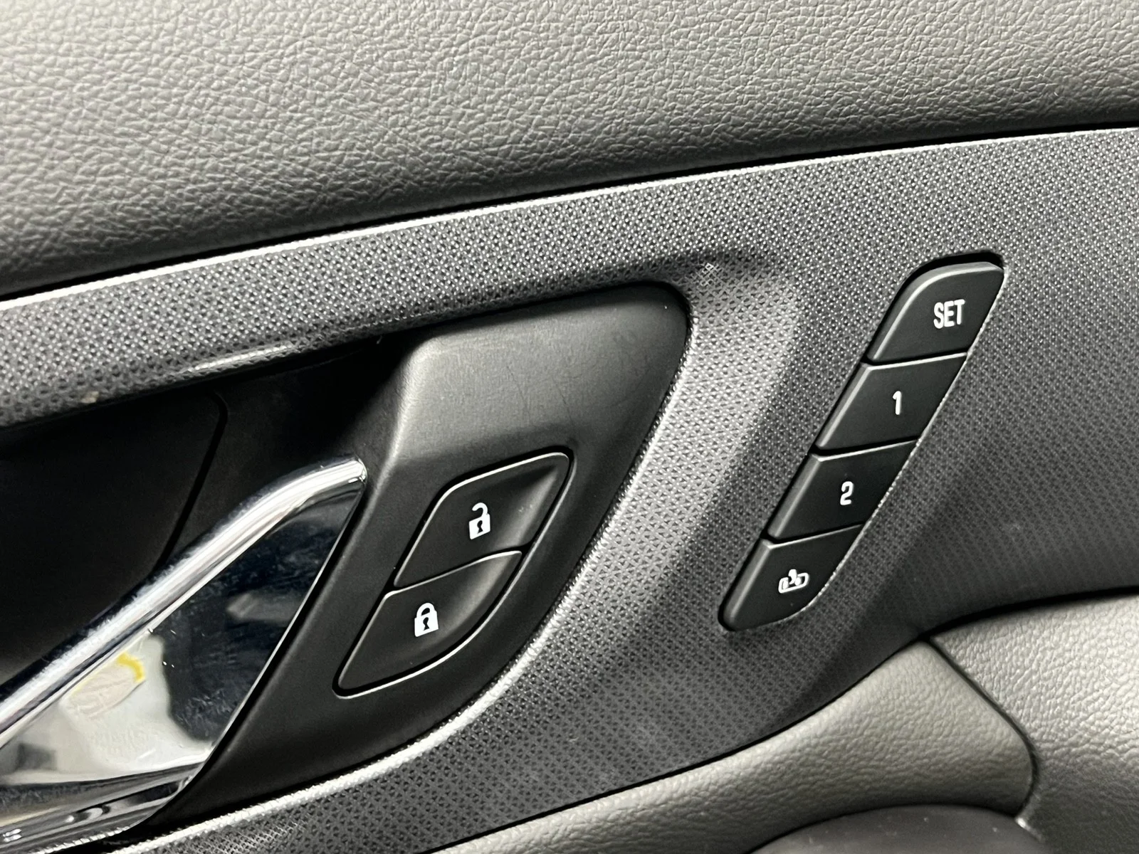 Used 2020 Summit White Chevrolet Premier image 39