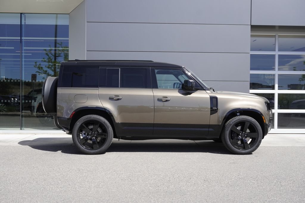 New 2026 Gondwana Stone Land Rover X-Dynamic SE image 7