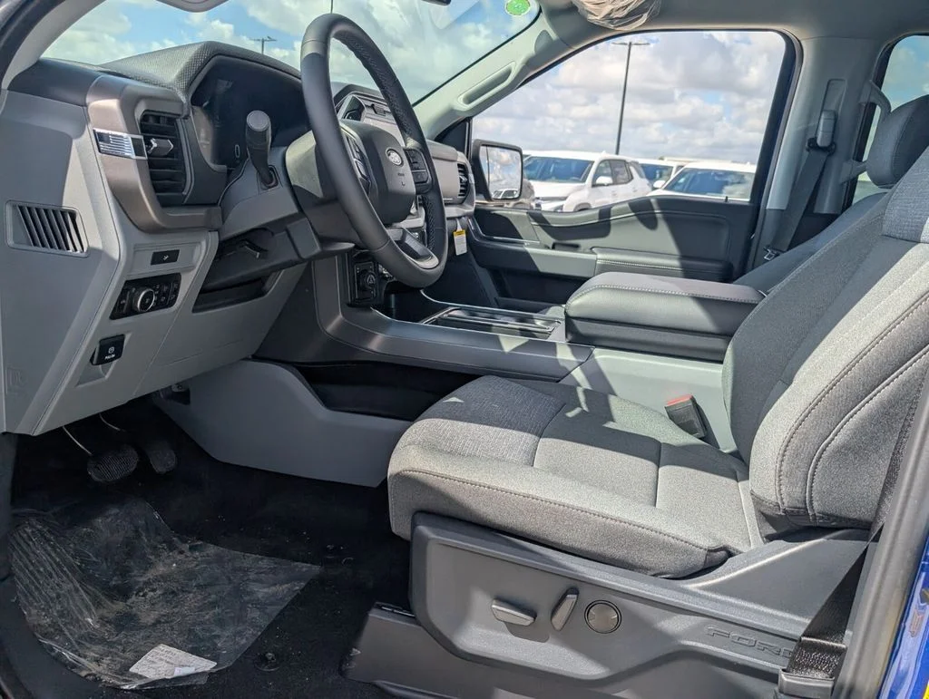 New 2026 Blue Ford XLT image 7