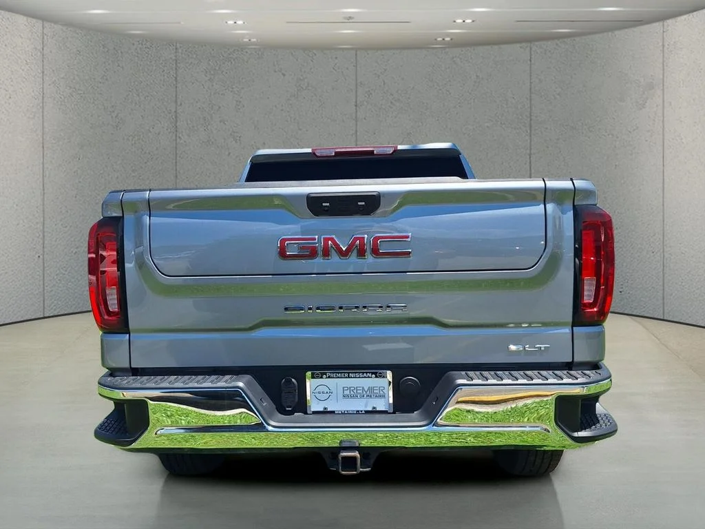 Used 2024 Silver GMC SLT image 6