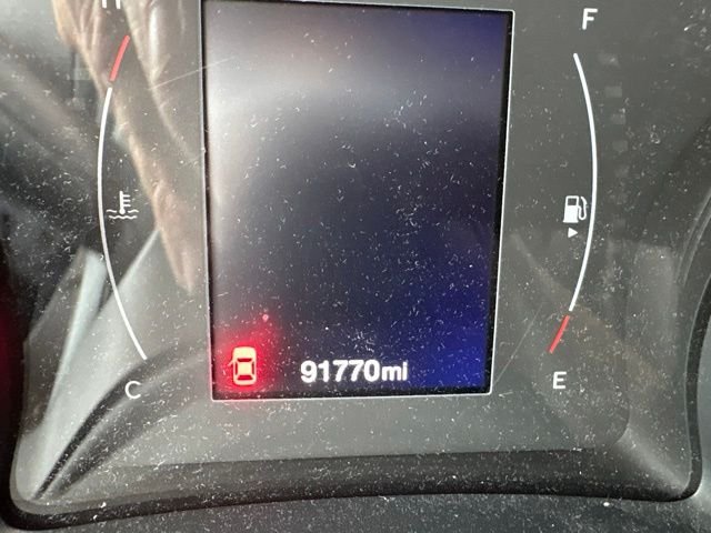 Used 2018 Red Jeep Sport image 3