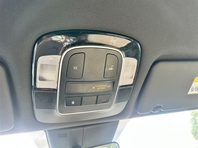 Used 2022 Black Hyundai SEL image 20