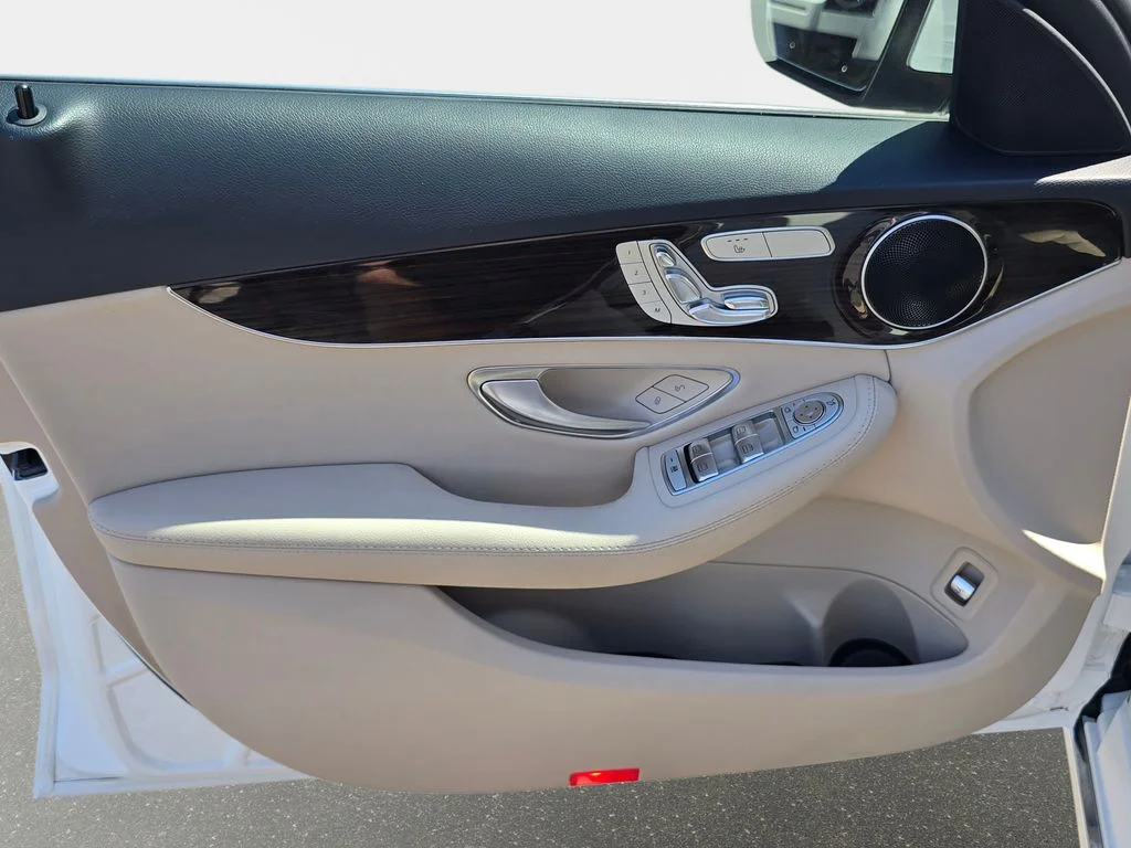 Used 2017 White Mercedes-Benz C 300 image 30