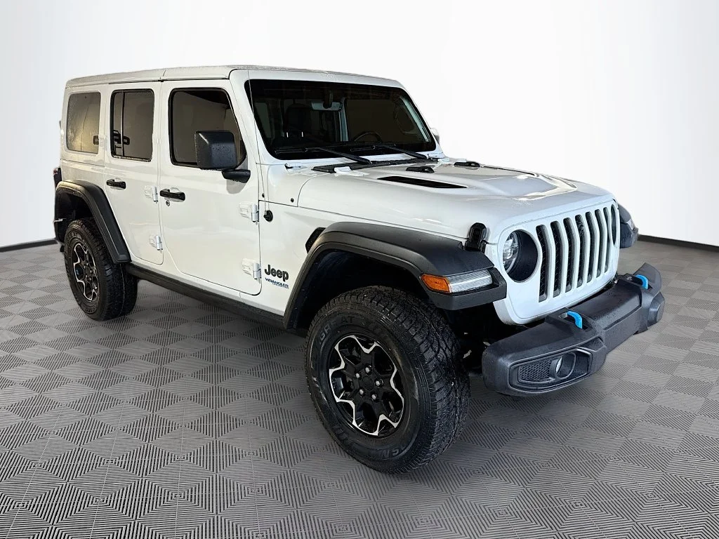 Used 2022 White Jeep Unlimited Rubicon 4xe image 4