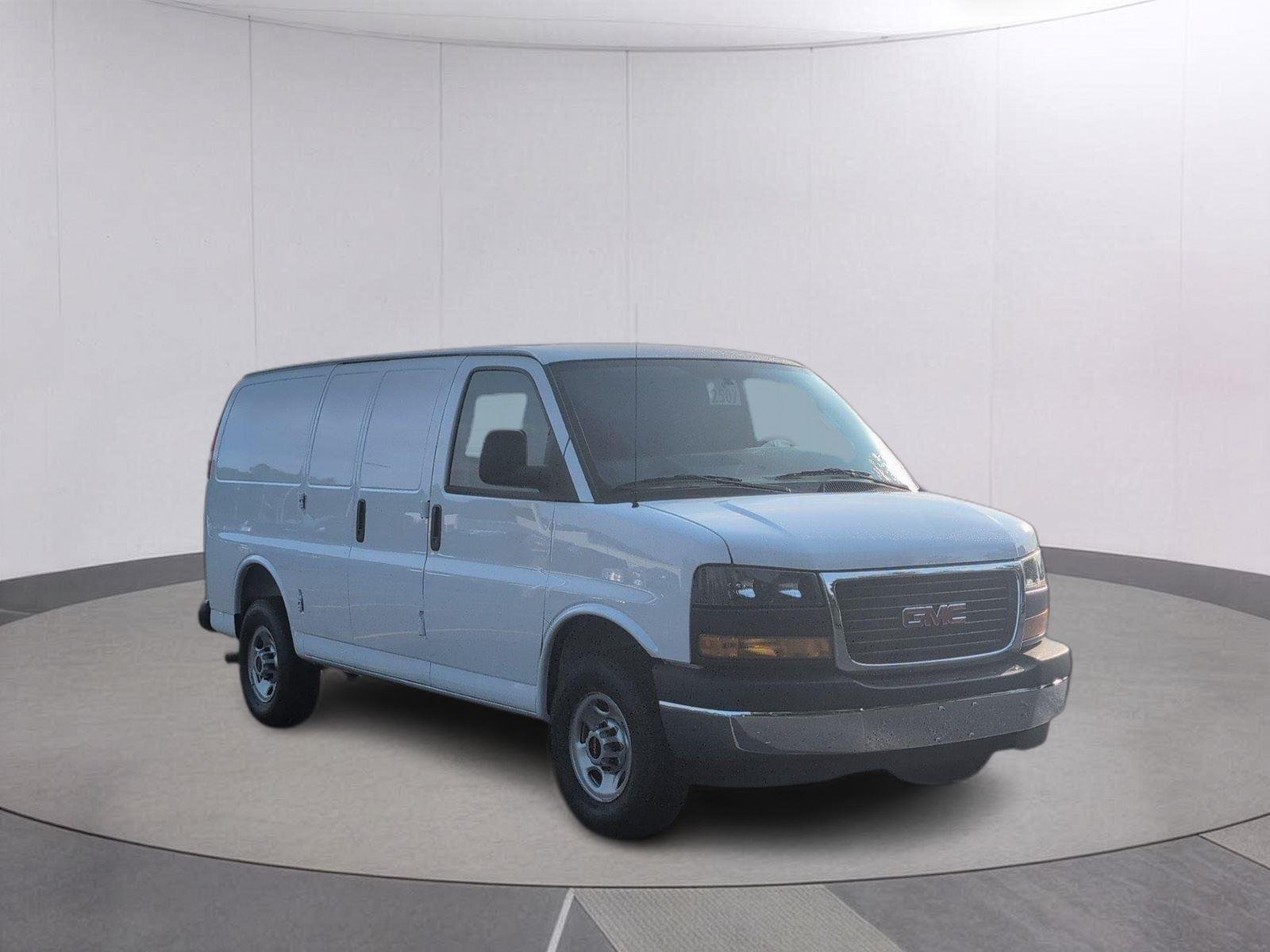 New 2026 Summit White GMC Work Van image 8