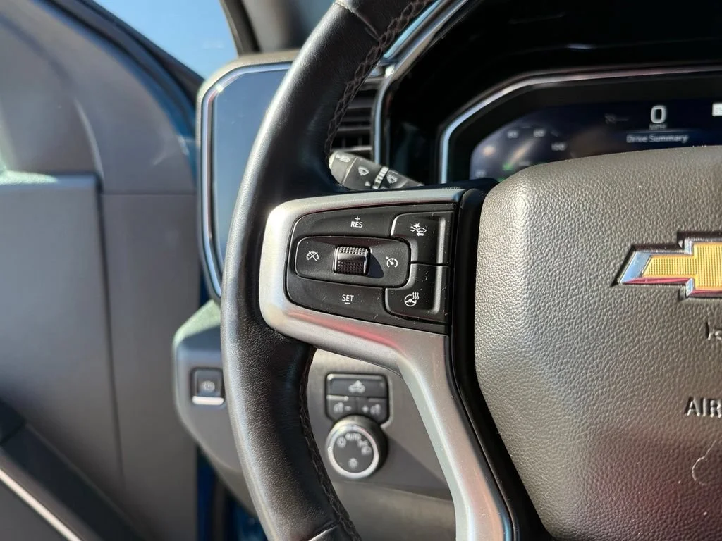 Used 2022 Glacier Blue Metallic Chevrolet LT image 20