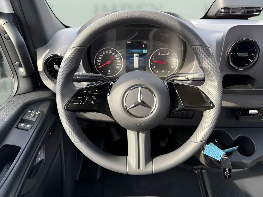 Used 2025 White Mercedes-Benz  image 12