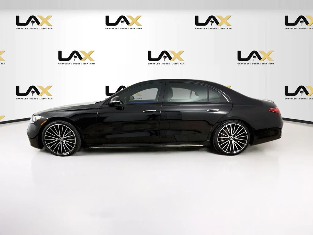 Used 2023 Black Mercedes-Benz S 580 image 4