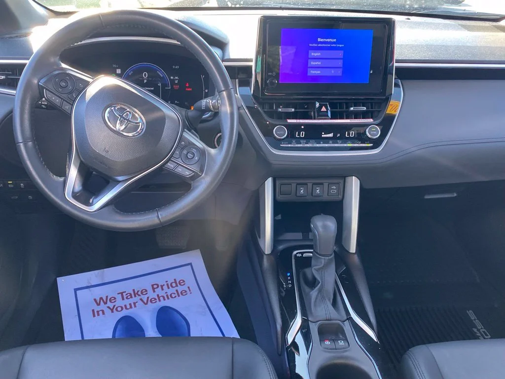 Used 2025 Silver Toyota Hybrid XSE image 9