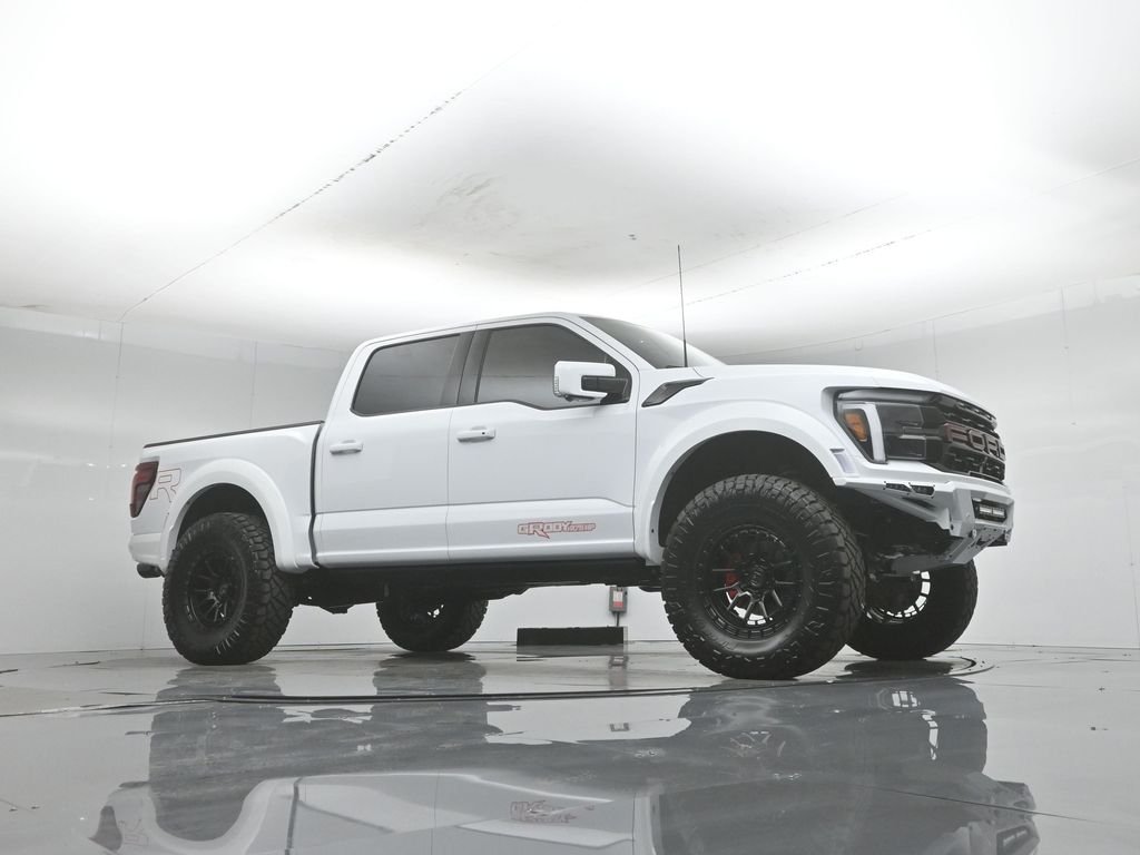 New 2026 Oxford White Ford Raptor image 3