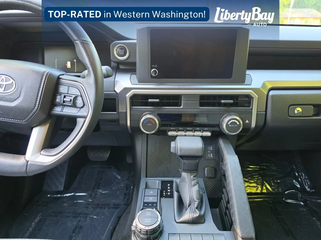 Used 2025 White Toyota SR5 image 14