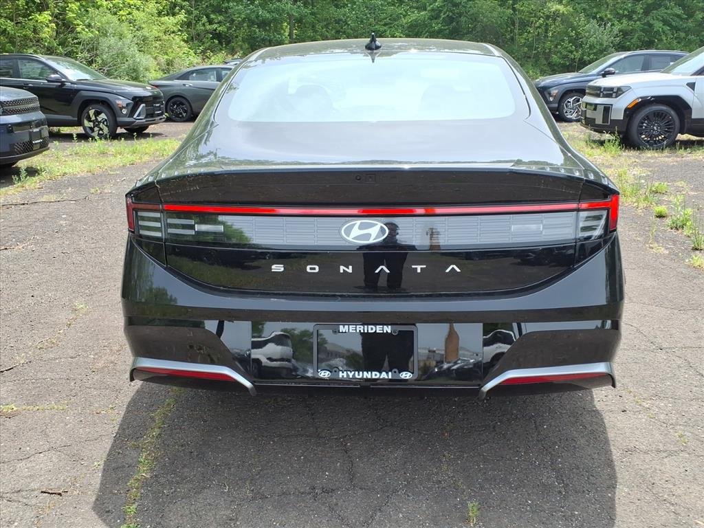 New 2026 Abyss Black Pearl Hyundai SEL Sport image 5