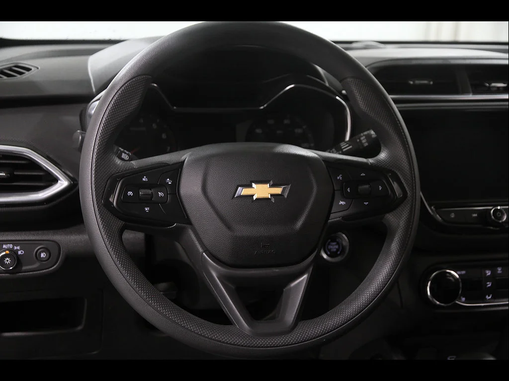 Certified Used 2023 MOSAIC BLACK METALLIC Chevrolet LT image 7