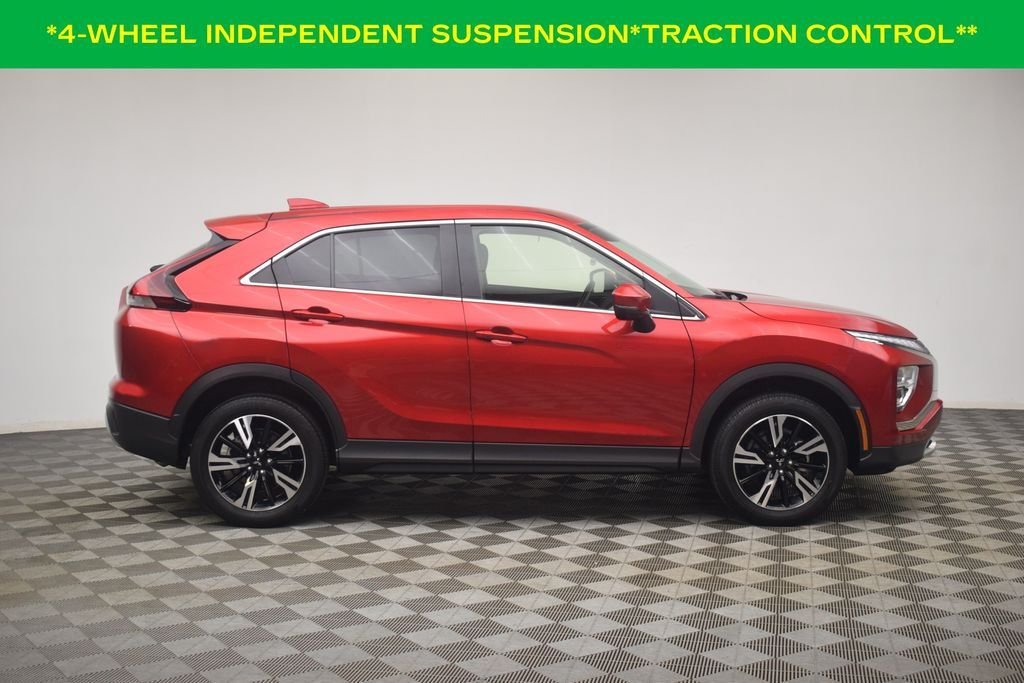 Used 2025 Red Mitsubishi SE image 11