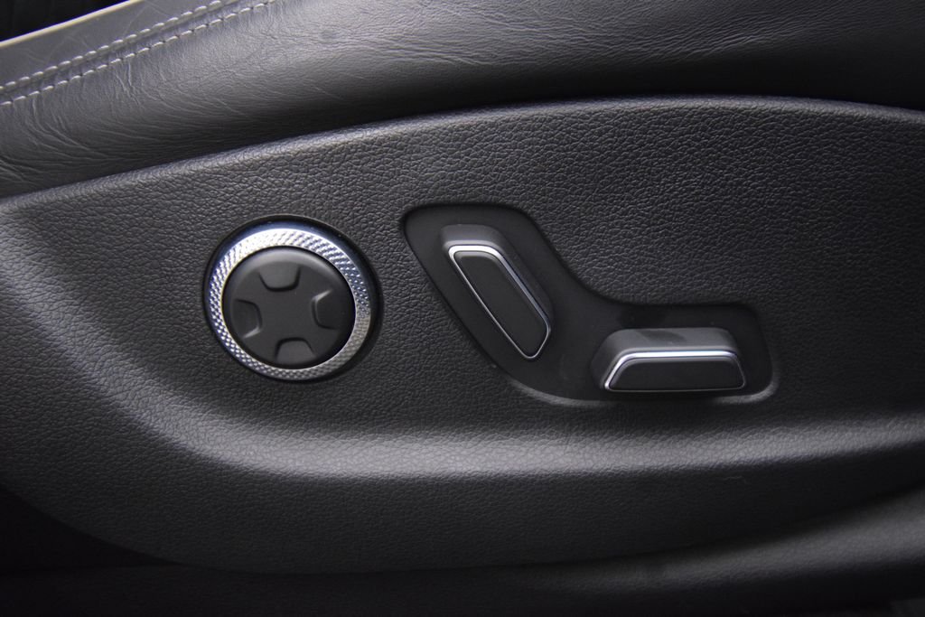 Used 2023 Adriatic Blue Genesis 3.5T Sport image 28
