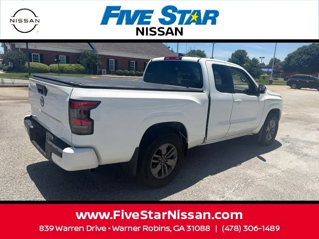 Used 2025 White Nissan SV image 9
