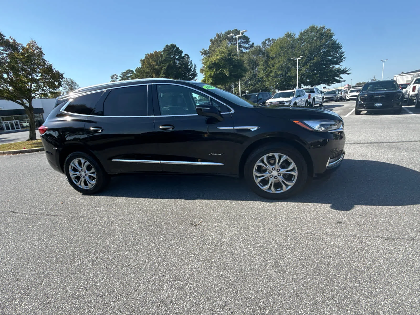 Used 2021 Ebony Twilight Metallic Buick Avenir image 5
