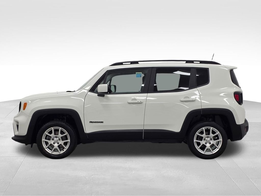 Used 2020 White Jeep Latitude image 4