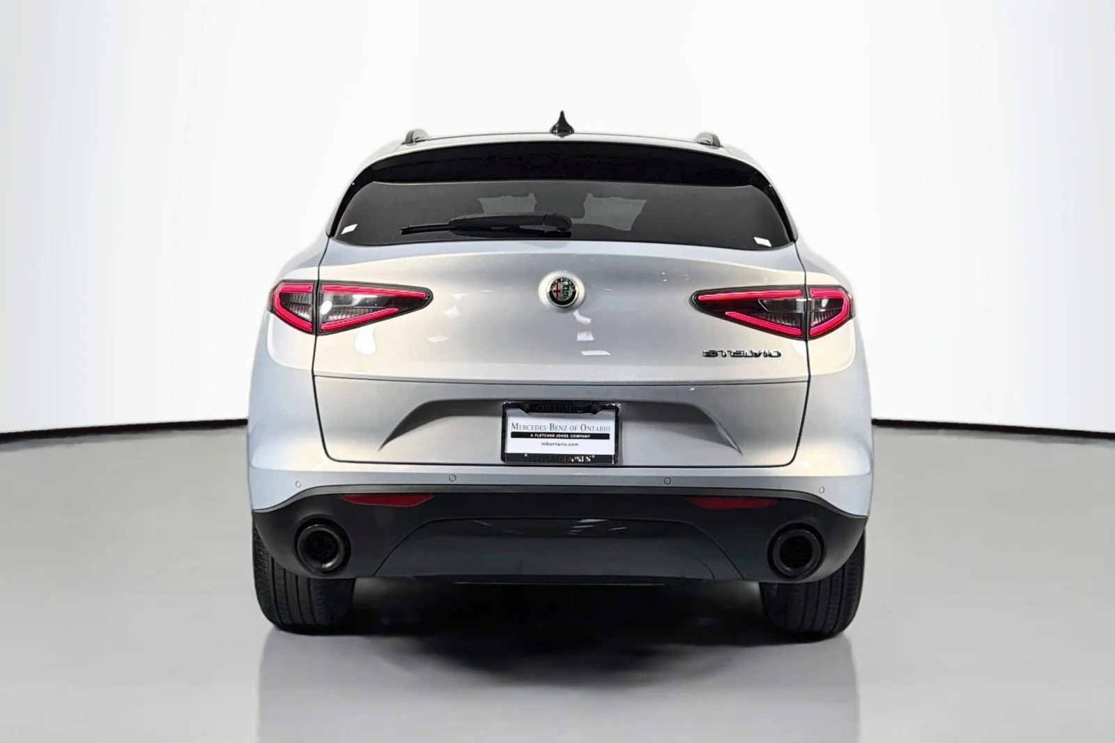 Used 2024 Moonlight Gray Metallic Alfa Romeo Sprint image 4