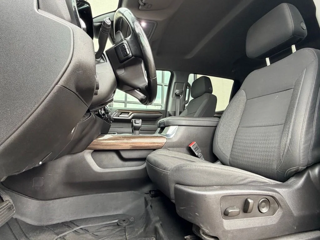 Used 2024 Black Chevrolet RST image 5