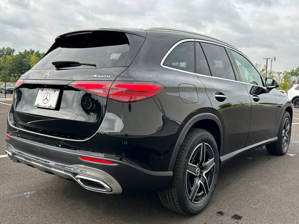 New 2026 Black Mercedes-Benz GLC 300 image 44