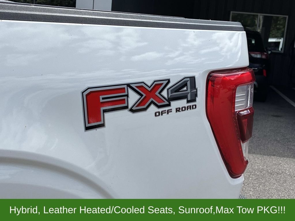 Used 2022 White Ford Lariat image 13