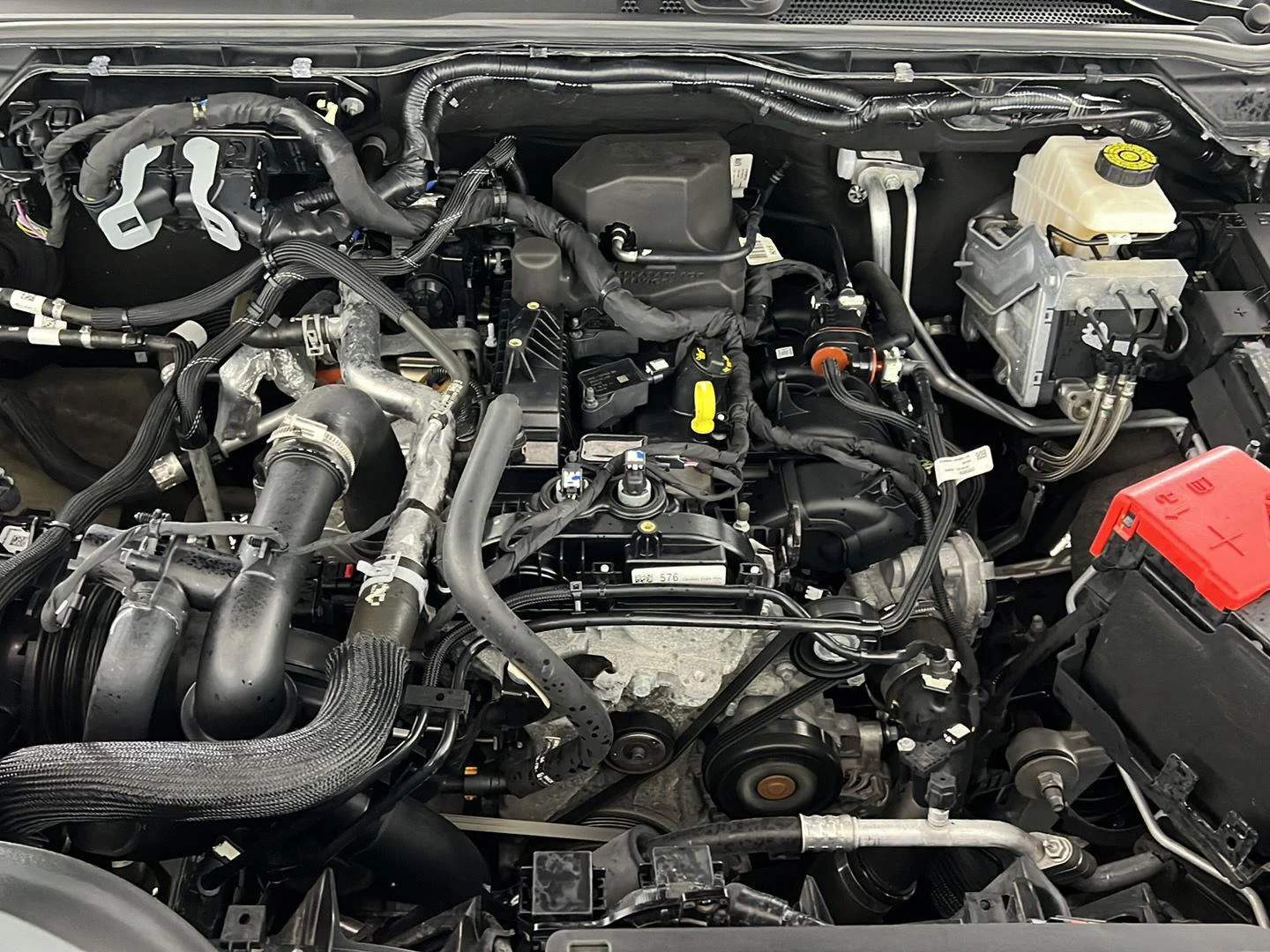 Used 2024 Carbonized Gray Ford LARIAT image 24